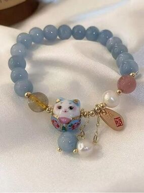 Chubby Maneki Neko Lucky Cat Japanese gemstone bracelet NIB for gift giving